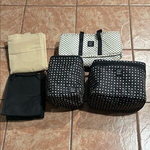 Black and White Polka Dot accesories Bag Set